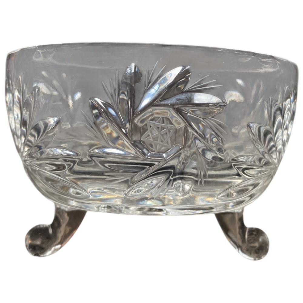Vintage crystal pinwheel footed dish